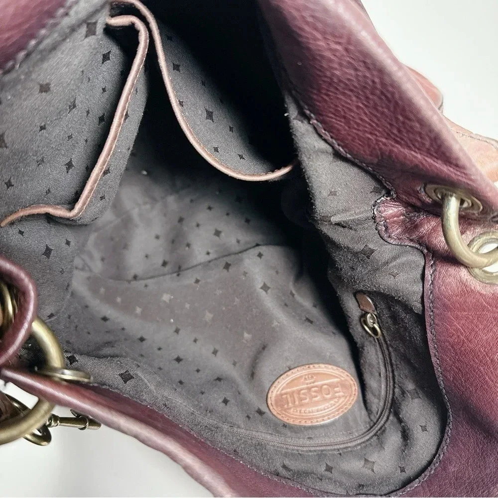 Fossil Women’s Long Live Vintage Leather Explorer Hobo Bag Dark Brown